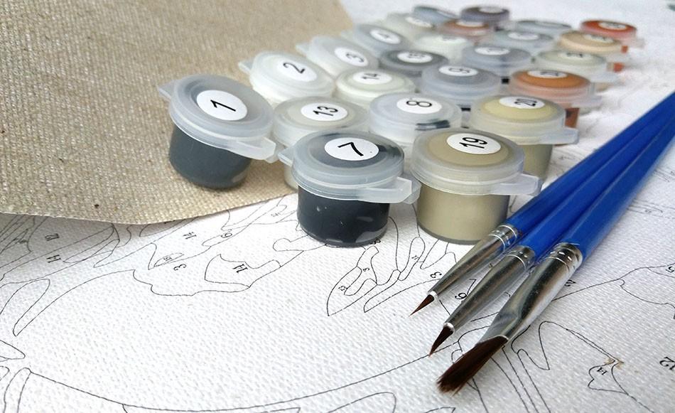 Brown Bear vs Wolf Painting by Numbers Kit - Paint it Yourself - All Paint by numbers